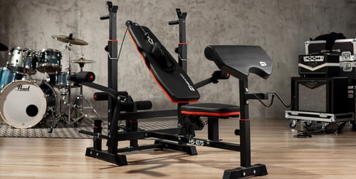 Hop-Sport Produkttest: Multifunktions-Hantelbank HS-1075 mit Latzugturm unter der Lupe