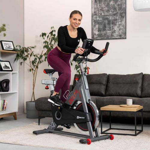 Indoor-Cycling mit dem Hop-Sport Heimtrainer im Herbst