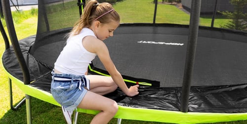 Wie lange hält ein Trampolin für den Garten?