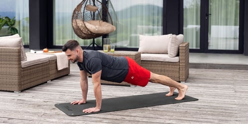 Krafttraining mit dem eigenen Körpergewicht: Die besten Übungen