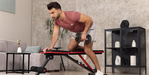 Rudern mit Kurzhanteln: Starker Rücken, mehr Power!