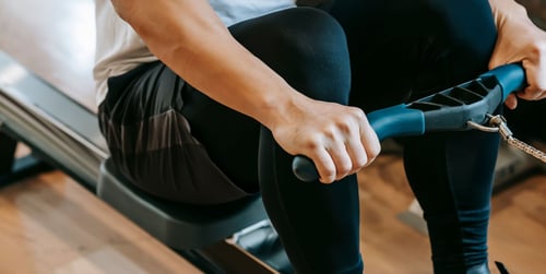 Rudergerät & Bauchmuskeln: So formen Sie Ihre Körpermitte mit jedem Zug