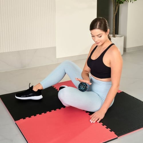 Mobility Training mit Hop-Sport Massageball zur Lockerung von Muskeln und Faszien