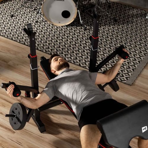 Produkttest: Multifunktions-Hantelbank HS-1075 mit Latzugturm von Hop-Sport