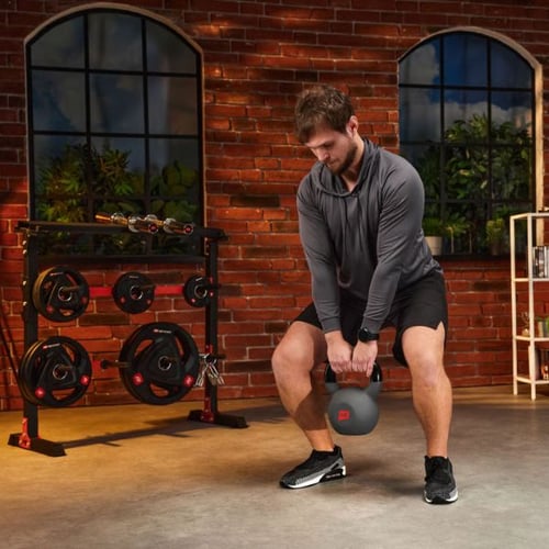 Kraftübung mit Hop-Sport Kettlebell zur Verbesserung der Rumpfstabilität