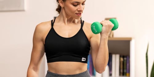 Wie lange dauert Muskelaufbau bei Frauen wirklich?