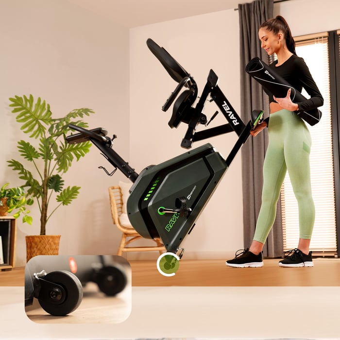 Liegeergometer HS-120L Ravel mit verstellbaren Nivellierfüßen und praktischen Transportrollen für einfachen Standortwechsel.