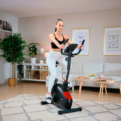 Spark Rot new zdjęcia z modelką