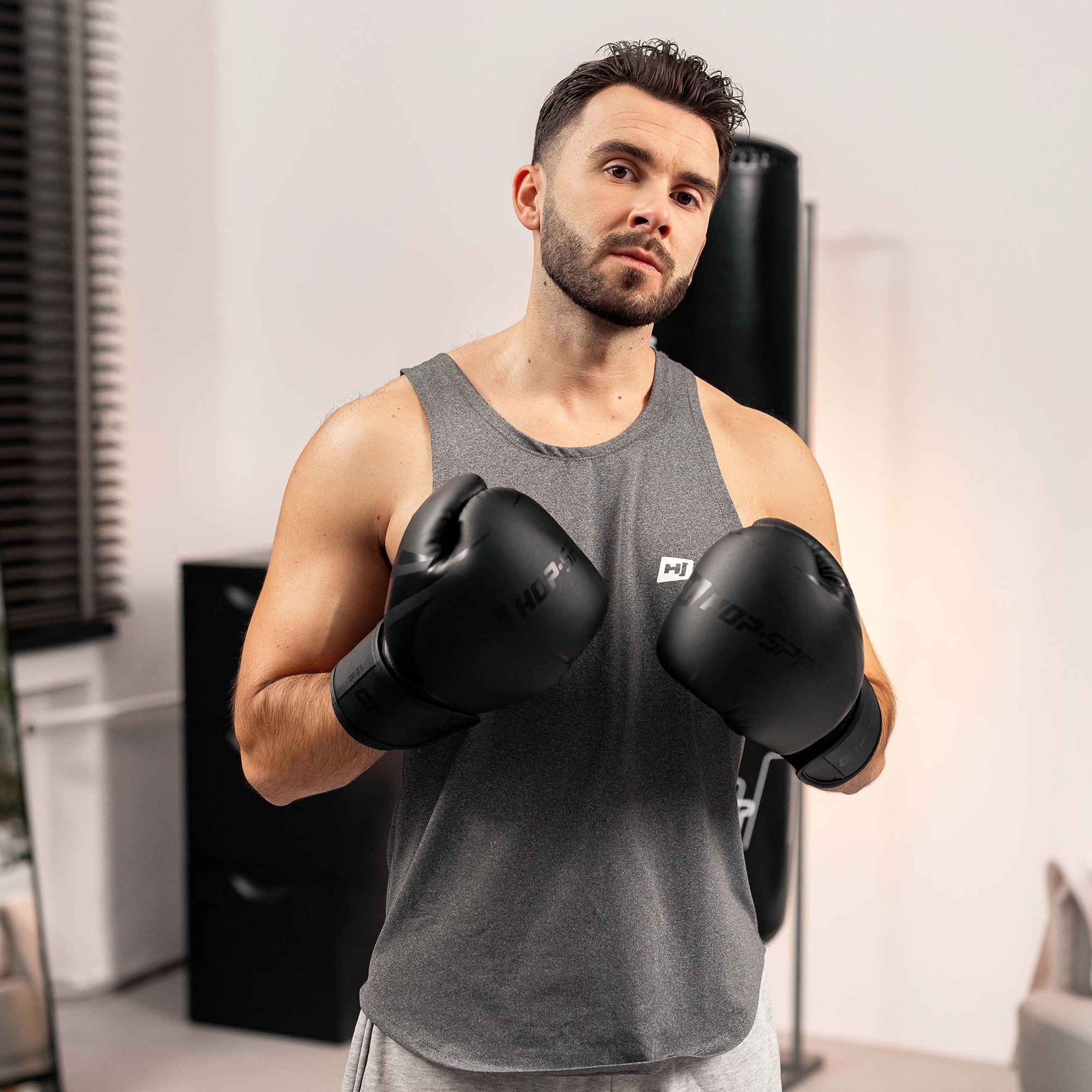 Die Boxhandschuhe 10oz - für Männer- als auch für Frauenhände