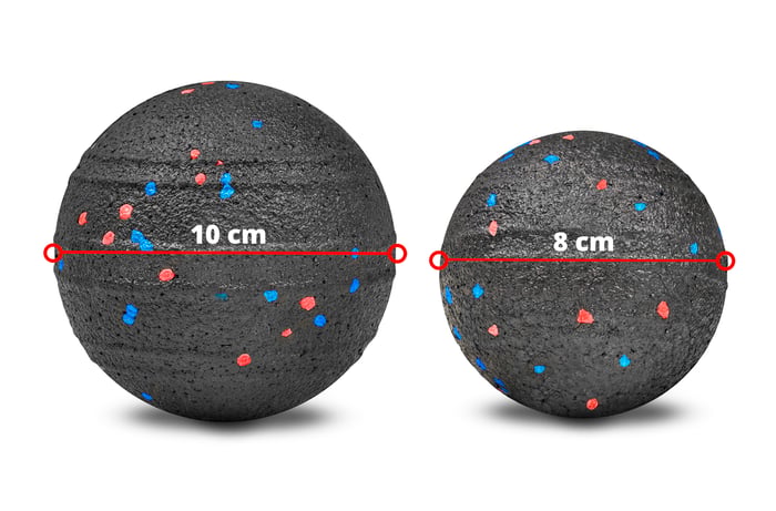 Punktuelle Selbstmassage mit 8 cm Massageball bei verspannten Muskeln und Schmerzen