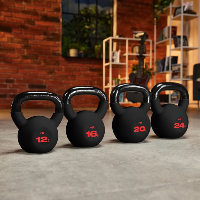 Set aus Hop-Sport Kettlebells in verschiedenen Gewichten